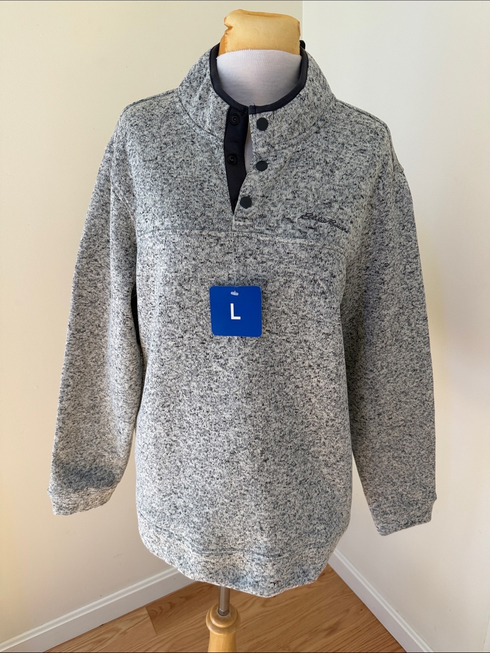 New! Eddie Bauer men’s large gray snap front radiator fleece pullover.